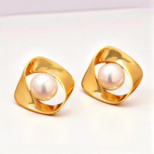 ZAYLA Pearl Earrings
