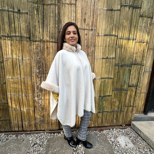 Kushilla White Poncho