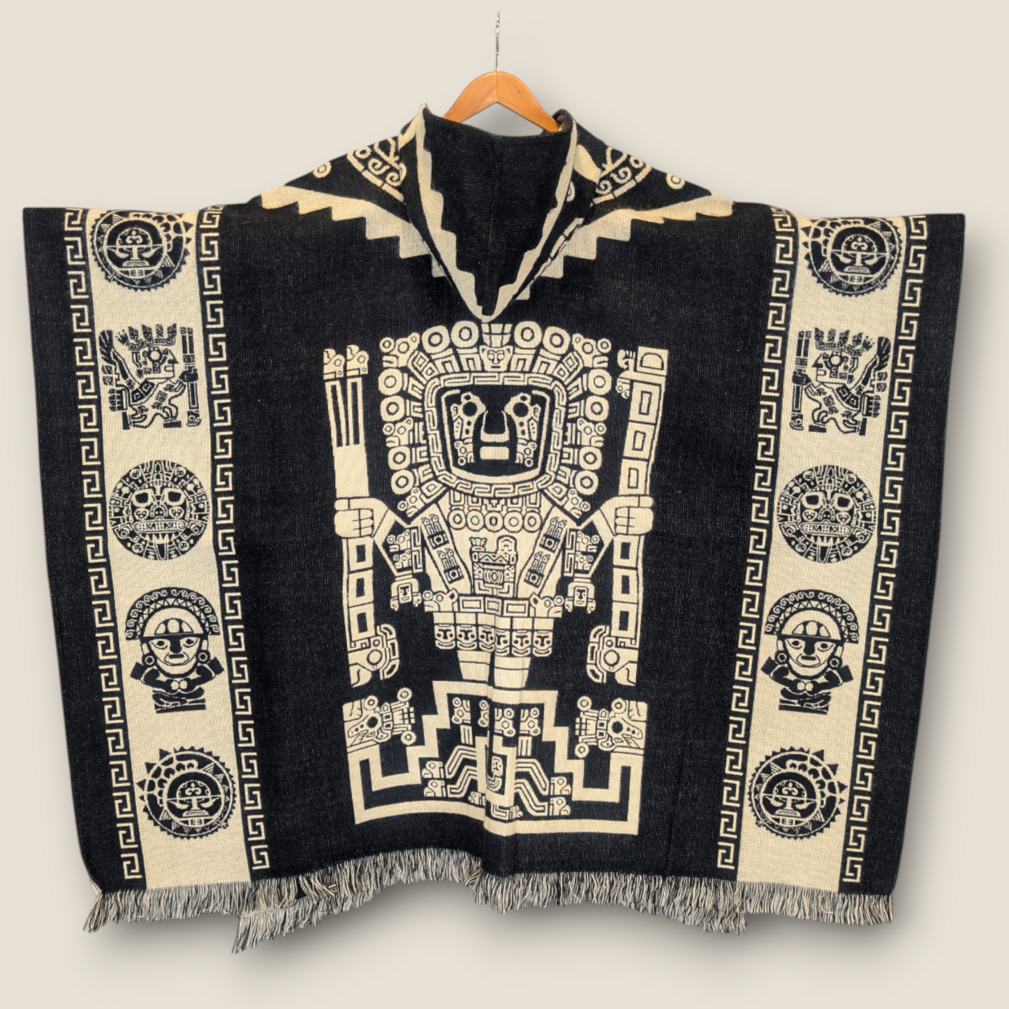 Llakta Poncho