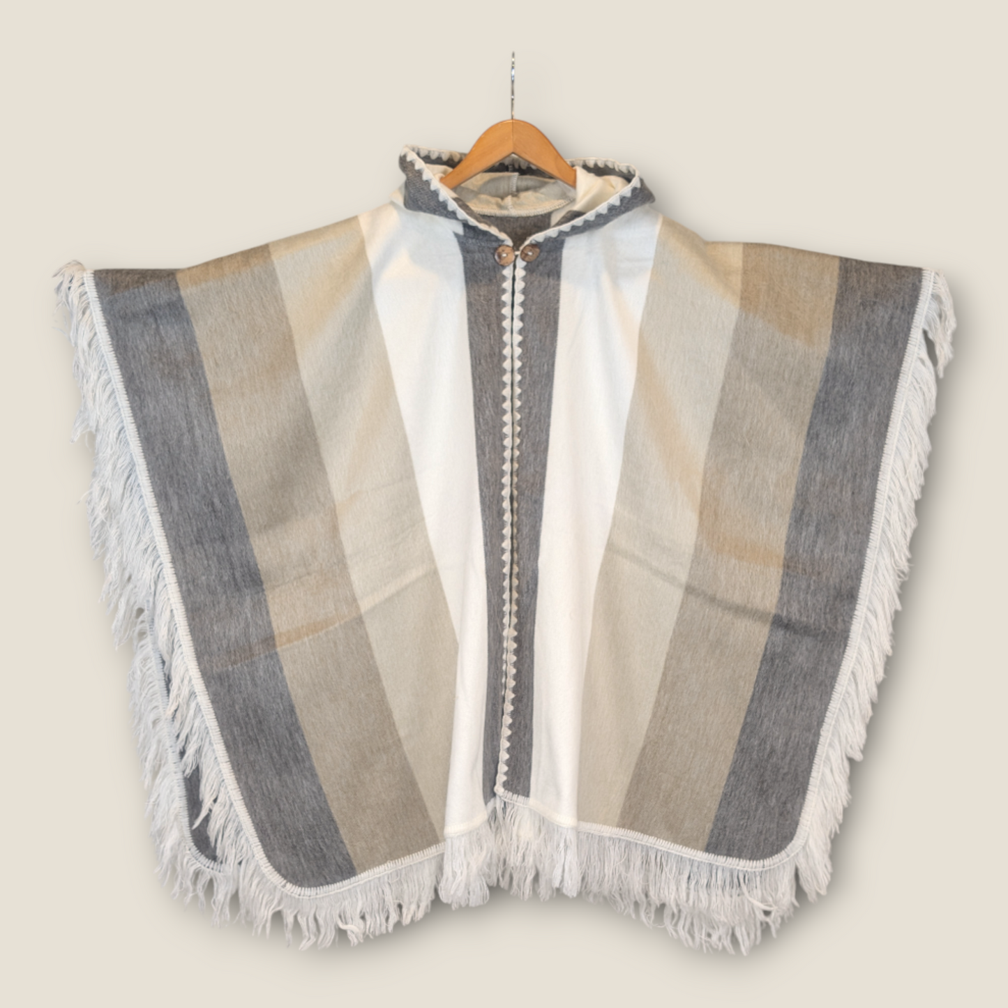 Warmi Runa Poncho