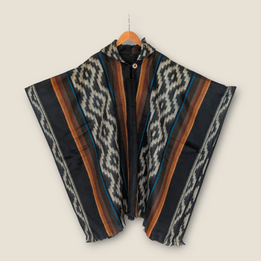 Wasi Black Poncho