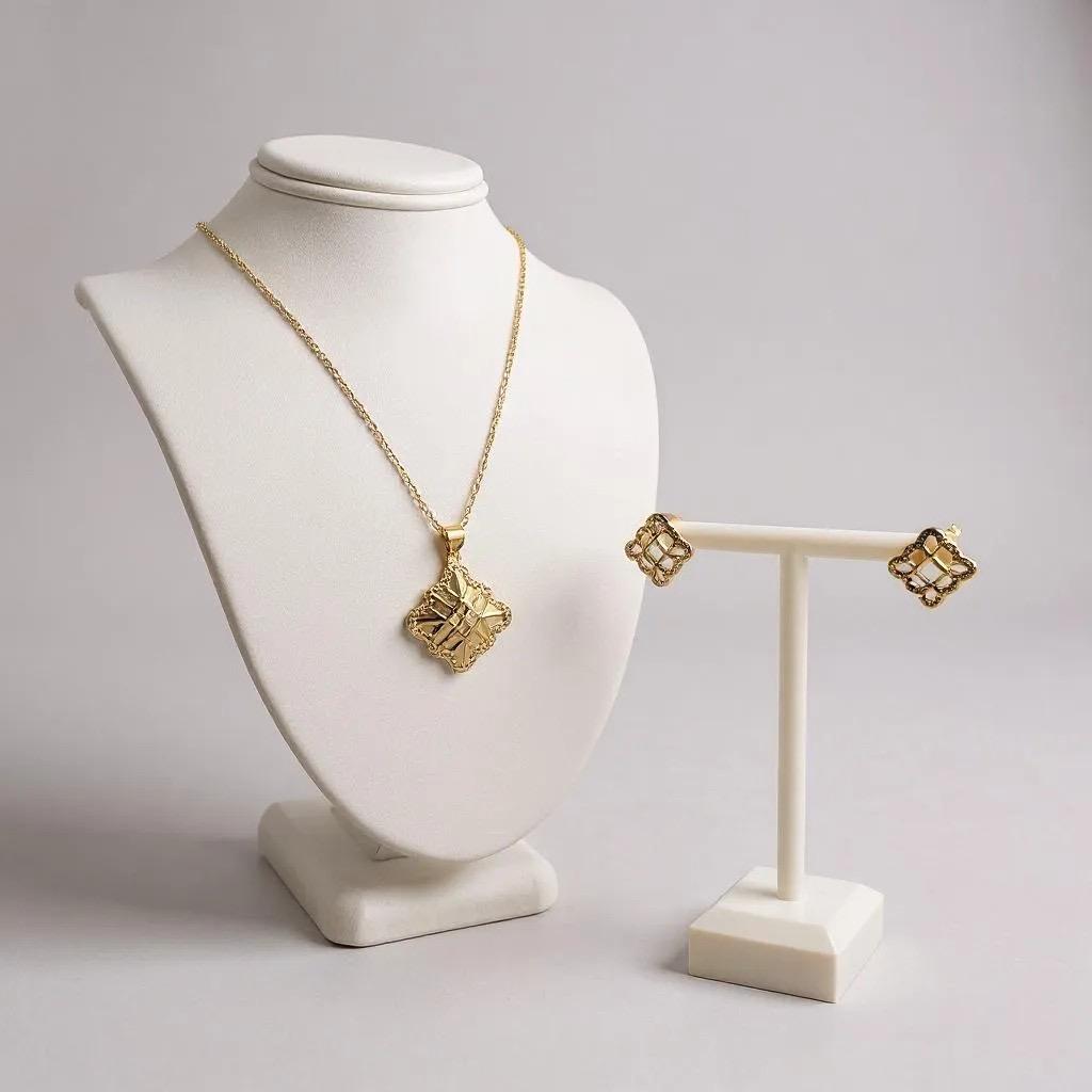 QUADRI Necklace