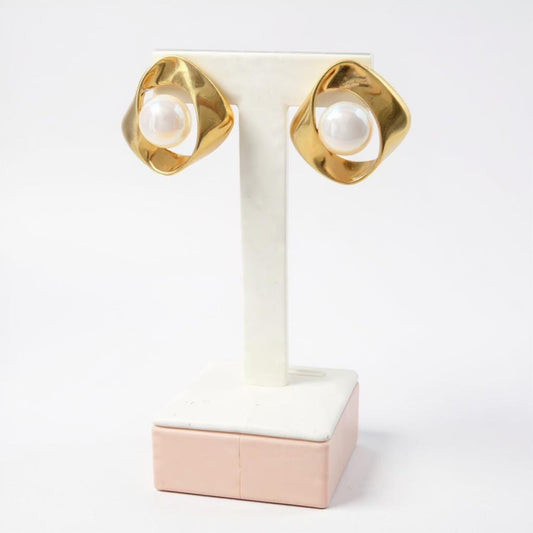 ZAYLA Pearl Earrings