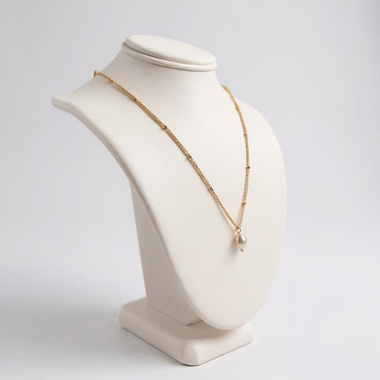 LEXI Pearl Necklace