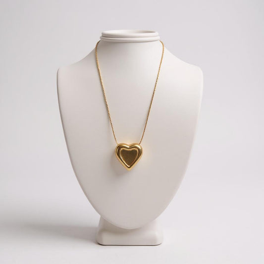 CARINA Heart Necklace