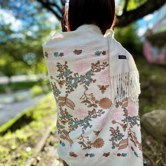 ISOLDE Cashmere Shawl - White