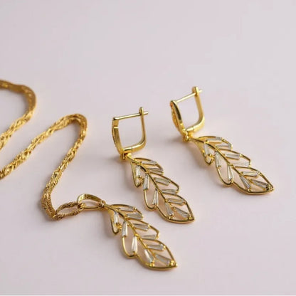 ELARA Earrings