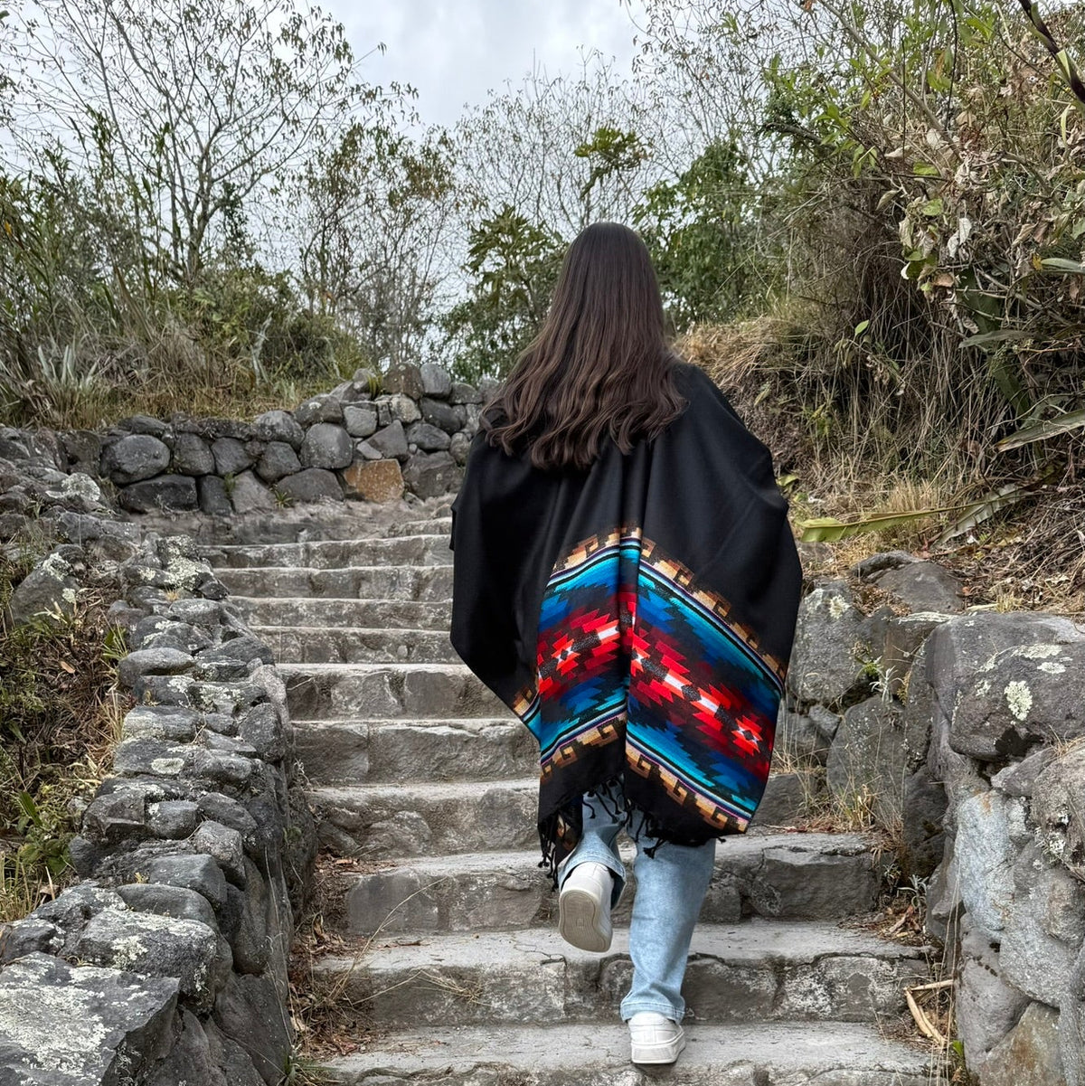 Mosaico Andino Cardigan Shawl - Black