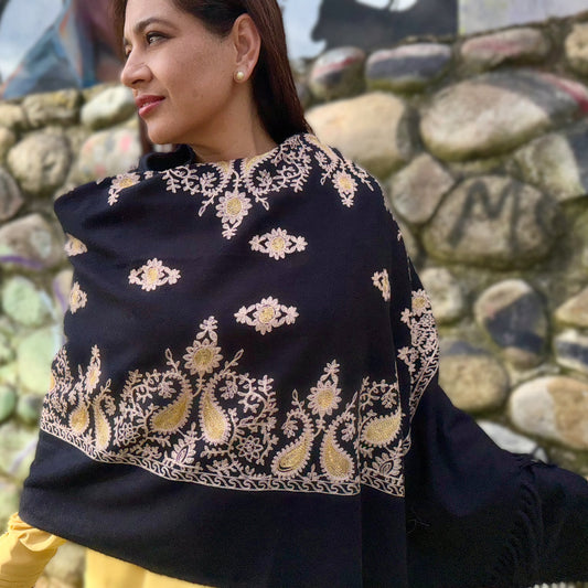 AURELIA Cashmere Shawl - Black