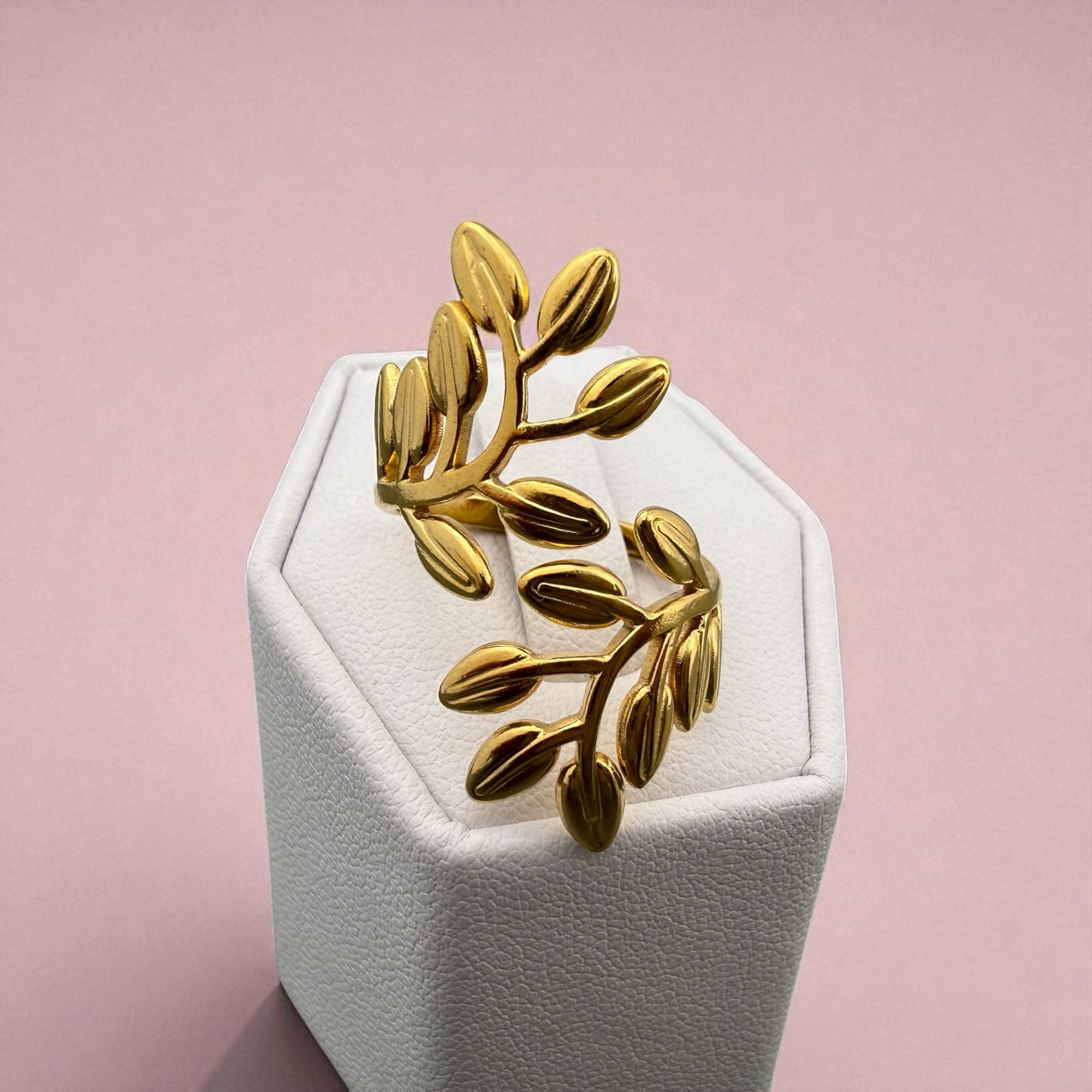 OLIVE Ring