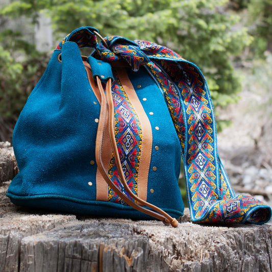 SAYA Bucket bag