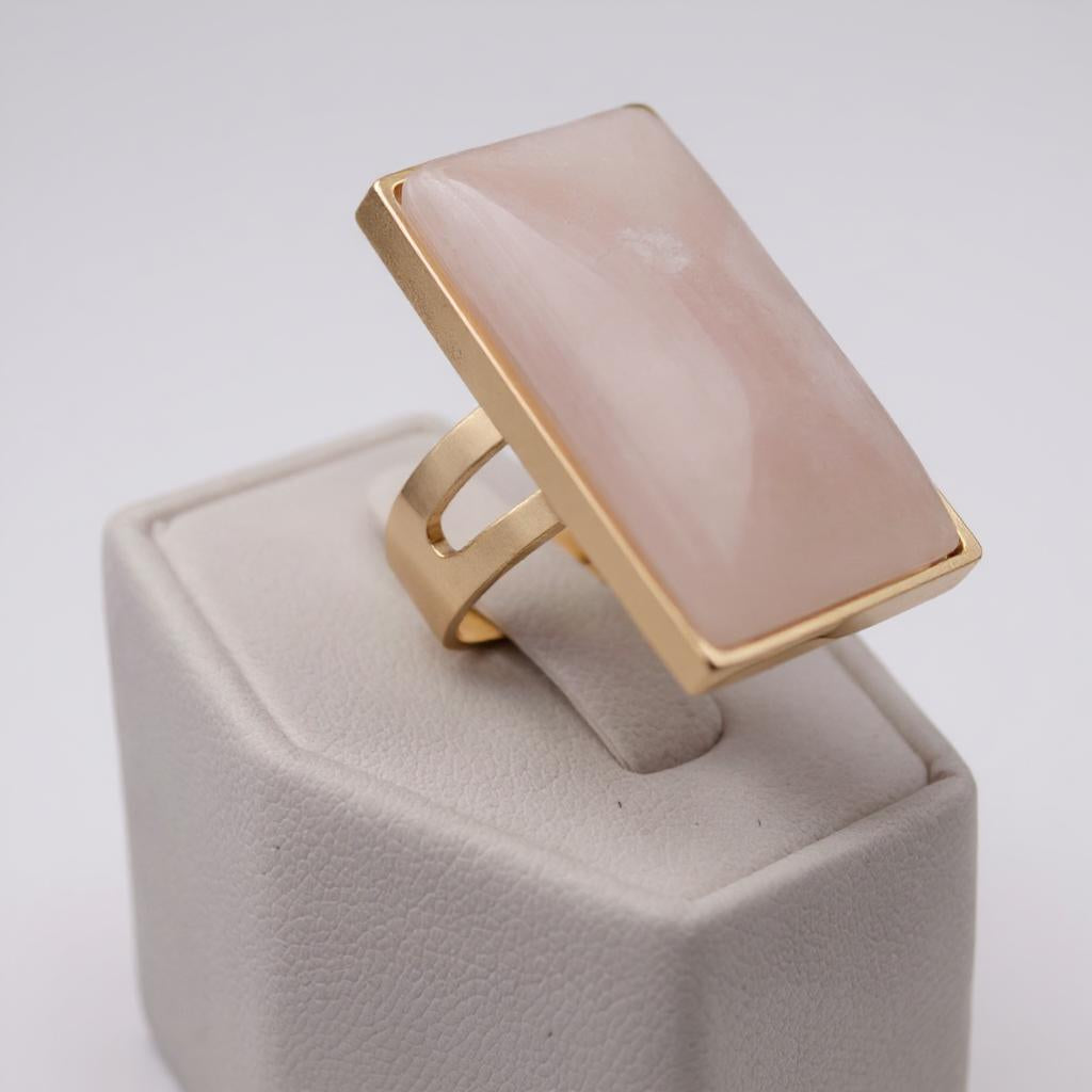QUARTZ Ring