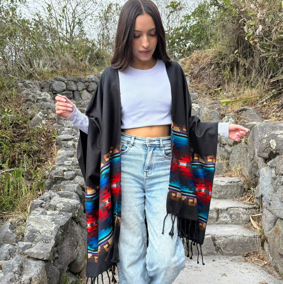 Mosaico Andino Cardigan Shawl - Black