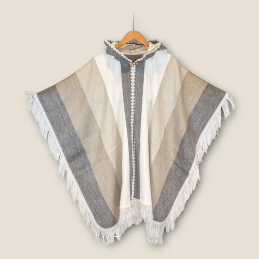 Warmi Runa Poncho