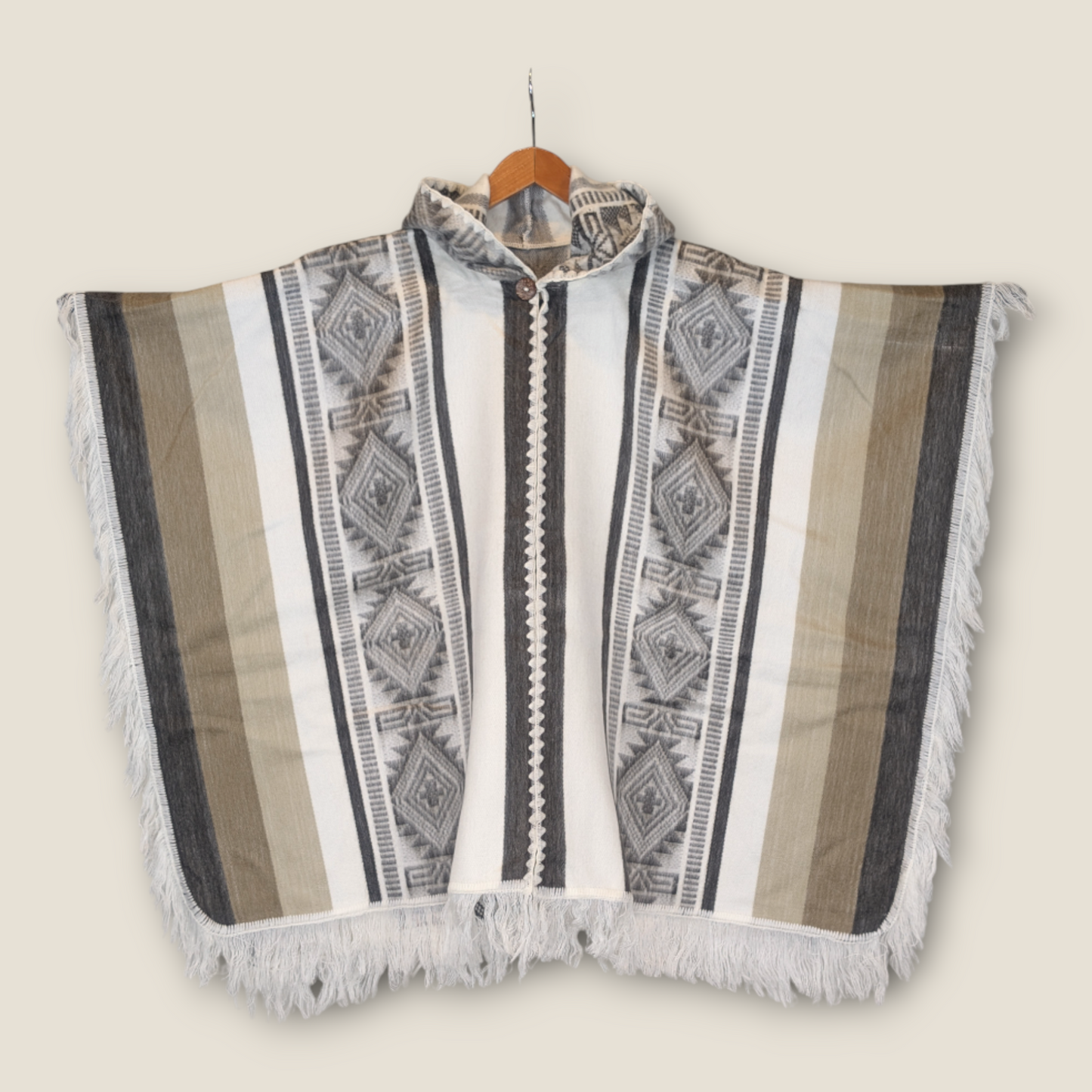 Qocha Light Poncho