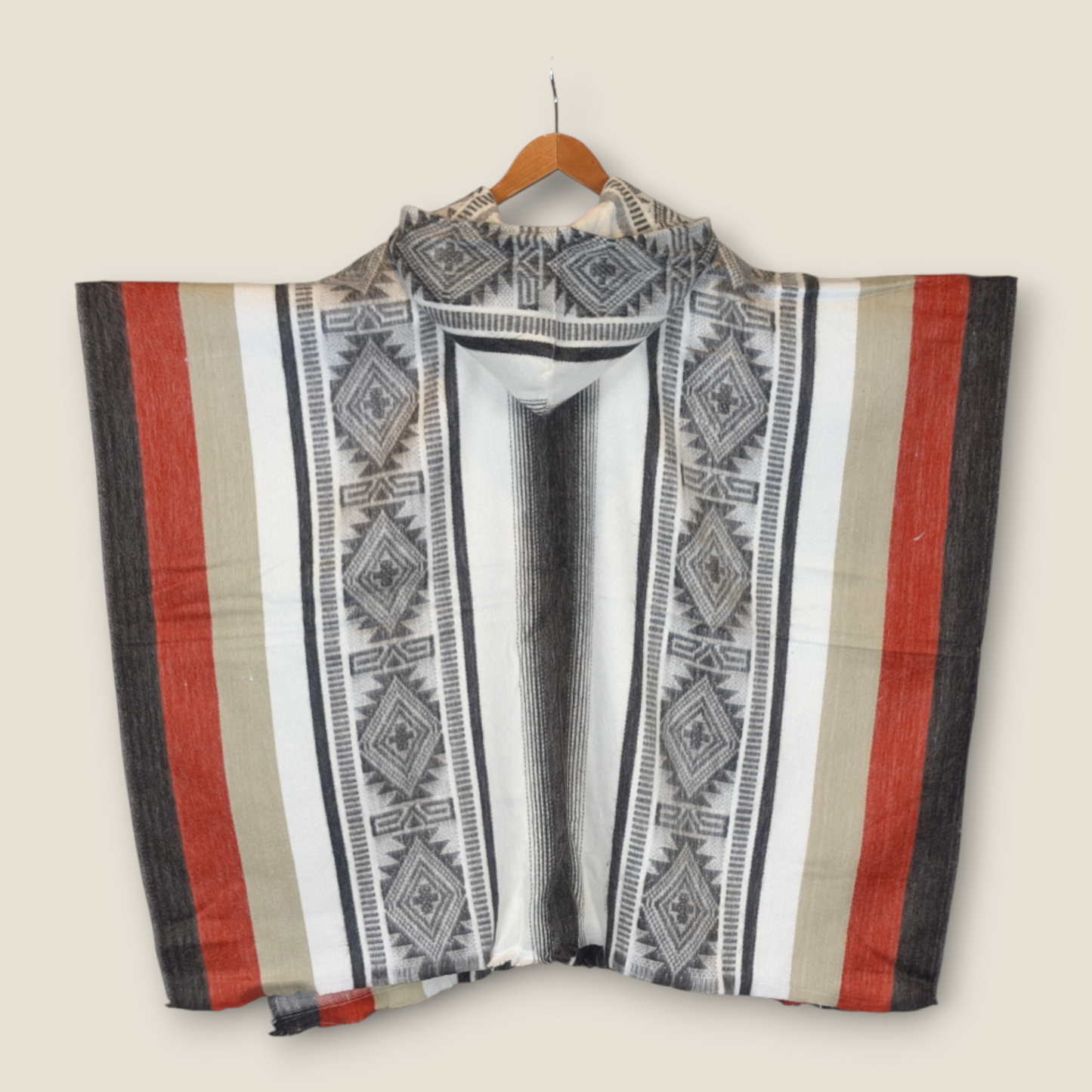 Qocha Dark Poncho