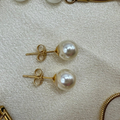 gold pearl necklace and earrings set